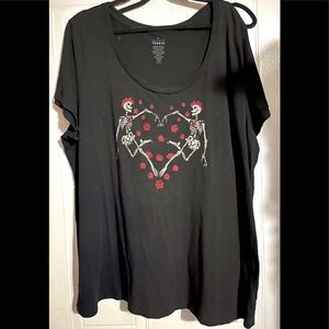 2/$10 Torrid SZ4 skull heart tee